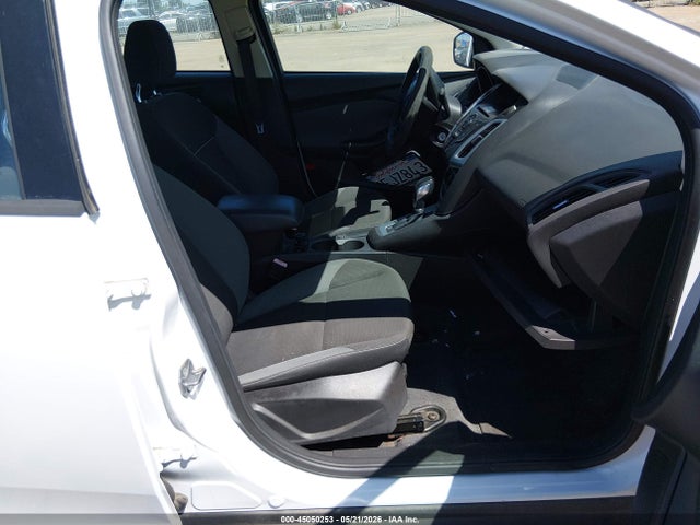 45050253 :رقم المزاد ، 1FAHP3F2XCL115089 vin ، 2012 Ford Focus Se مزاد بيع