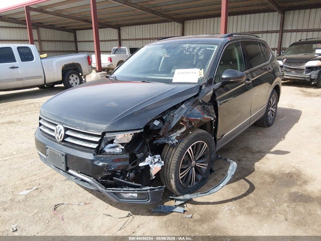 3VV2B7AX5JM037066 Volkswagen Tiguan 2.0t Se/2.0t Sel