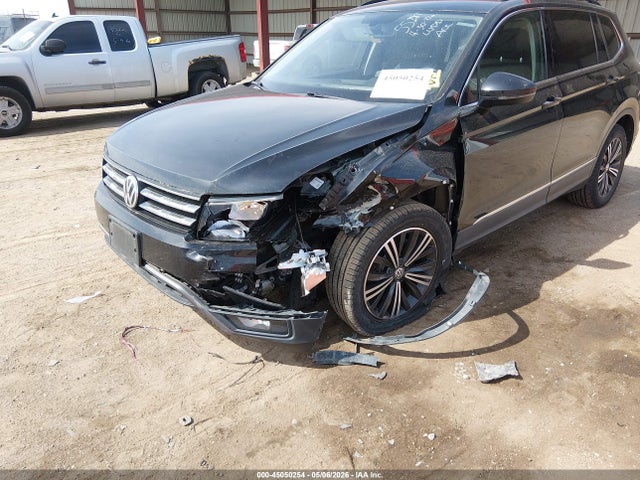 3VV2B7AX5JM037066 Volkswagen Tiguan 2.0t Se/2.0t Sel