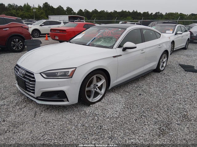 45050265 :رقم المزاد ، WAUFNCF55JA071350 vin ، 2018 Audi A5 2.0t Premium مزاد بيع
