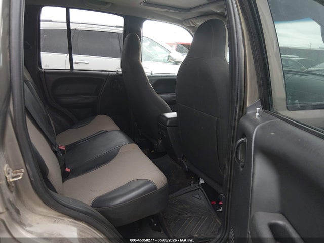 Продажа на аукционе авто 2004 Jeep Liberty Sport, vin: 1J4GK48KX4W316198, номер лота: 45050277