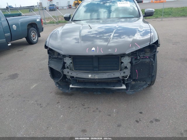 ZN661ZUAXKX315668 Maserati Levante Gts/trofeo