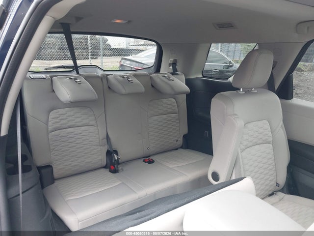 Продаж на аукціоні авто 2022 Nissan Pathfinder Sv 4wd, vin: 5N1DR3BD3NC231565, номер лоту: 45050315