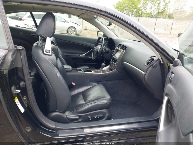 Auction sale of the 2011 Lexus Is 250c, vin: JTHFF2C23B2520359, lot number: 45050321