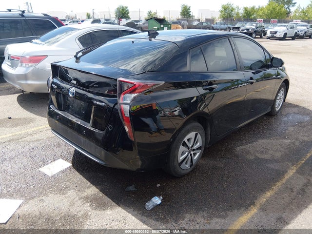 Toyota Prius Four 2017 JTDKARFUXH3043825 Image 4