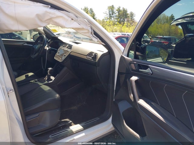 45050366 :رقم المزاد ، 3VV8B7AX2RM015578 vin ، 2024 Volkswagen Tiguan 2.0t Se R-line Black مزاد بيع