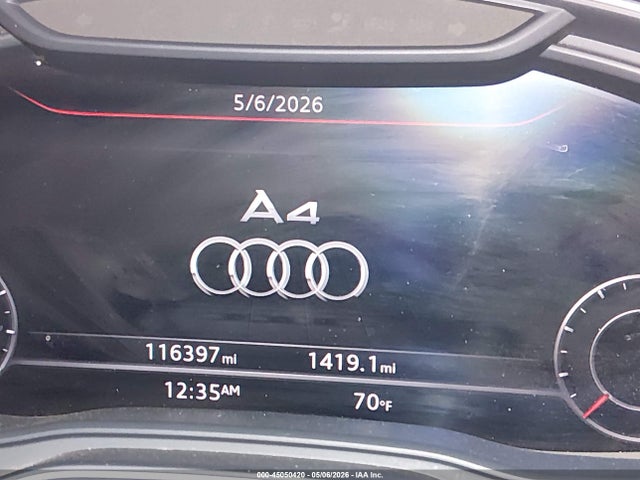 45050420 :رقم المزاد ، WAUKMAF41HN058952 vin ، 2017 Audi A4 2.0t Season Of Audi Ultra Premium مزاد بيع