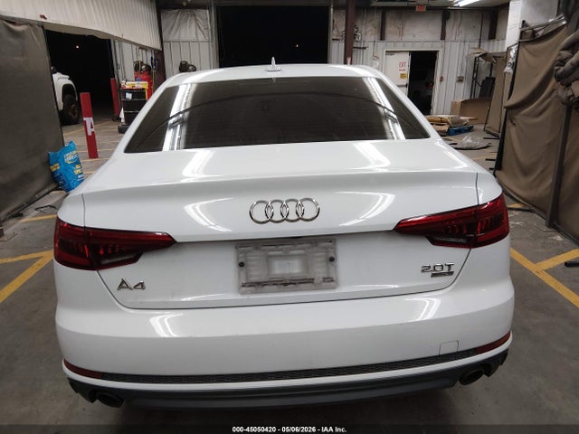 45050420 :رقم المزاد ، WAUKMAF41HN058952 vin ، 2017 Audi A4 2.0t Season Of Audi Ultra Premium مزاد بيع