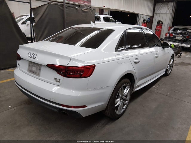 45050420 :رقم المزاد ، WAUKMAF41HN058952 vin ، 2017 Audi A4 2.0t Season Of Audi Ultra Premium مزاد بيع