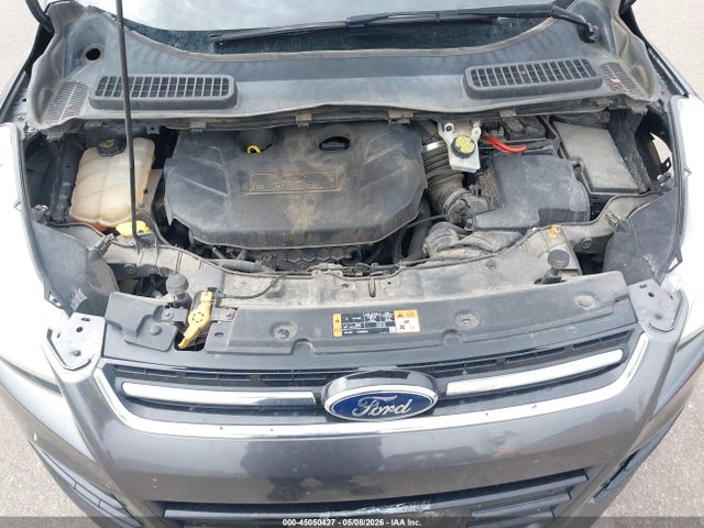 45050427 :رقم المزاد ، 1FMCU0J94FUC35268 vin ، 2015 Ford Escape Titanium مزاد بيع