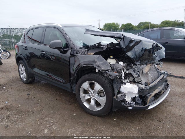 Volvo Xc40 T4 Momentum 2022 YV4AC2HK3N2772109 главное изображение