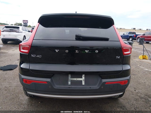 YV4AC2HK3N2772109 Volvo Xc40 T4 Momentum