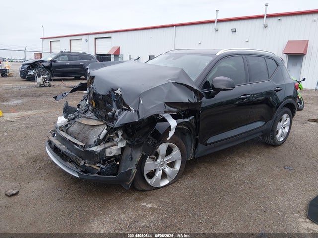 YV4AC2HK3N2772109 Volvo Xc40 T4 Momentum