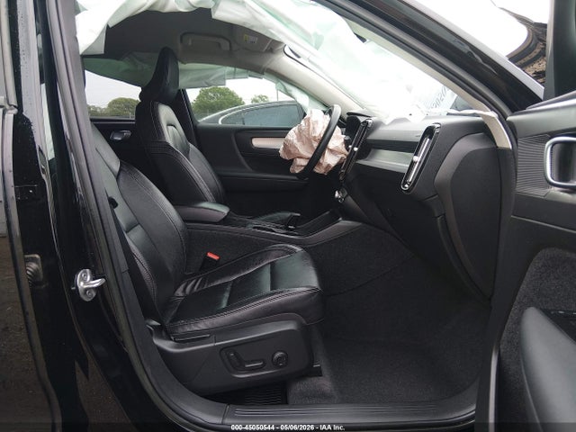 YV4AC2HK3N2772109 Volvo Xc40 T4 Momentum