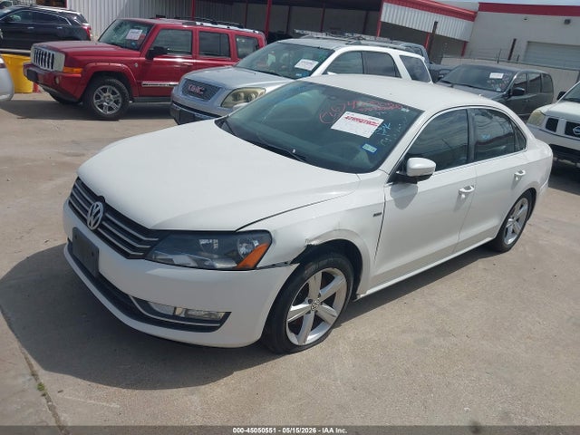 Продажа на аукционе авто 2015 Volkswagen Passat 1.8t Limited Edition, vin: 1VWAT7A37FC092709, номер лота: 45050551