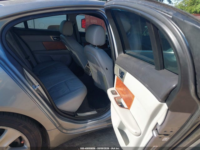 45050656 :رقم المزاد ، SAJWA05B09HR09082 vin ، 2009 Jaguar Xf Luxury مزاد بيع