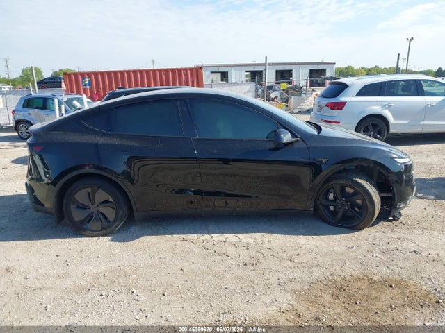 2026 Tesla Model Y All-wheel Drive/long Range Launch Series/premium All-wheel Drive მანქანა იყიდება აუქციონზე, vin: 7SAYGDEE7TA472423, აუქციონის ნომერი: 45050670