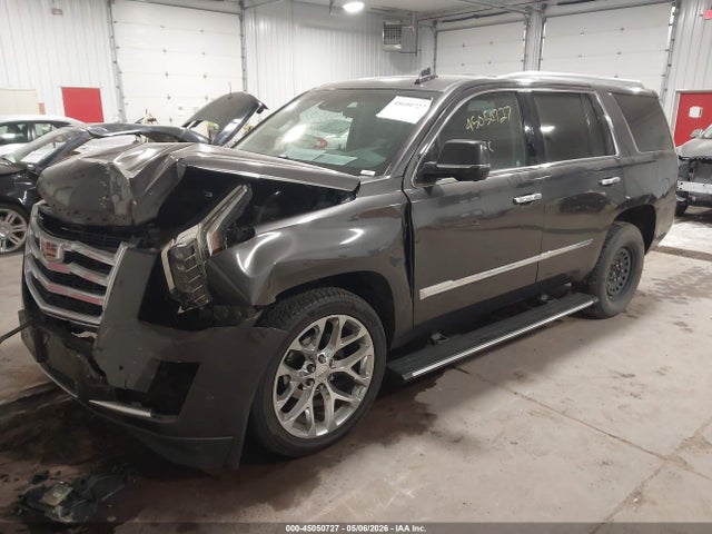 Продажа на аукционе авто 2017 Cadillac Escalade Premium Luxury, vin: 1GYS4CKJ7HR338565, номер лота: 45050727