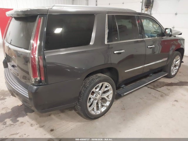 Продажа на аукционе авто 2017 Cadillac Escalade Premium Luxury, vin: 1GYS4CKJ7HR338565, номер лота: 45050727