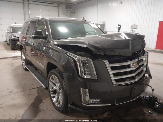 Продажа на аукционе авто 2017 Cadillac Escalade Premium Luxury, vin: 1GYS4CKJ7HR338565, номер лота: 45050727