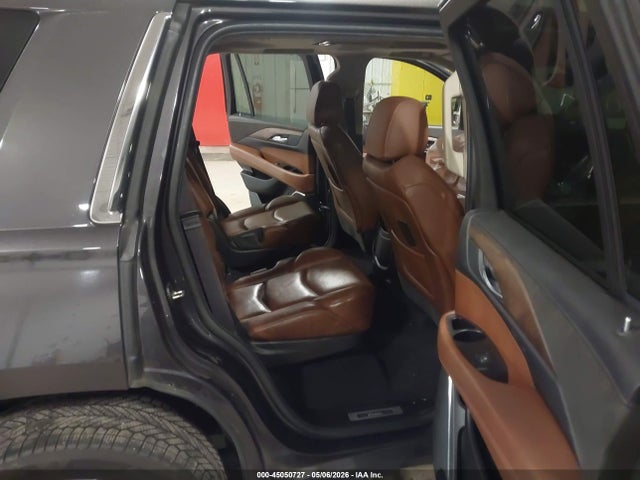 Продажа на аукционе авто 2017 Cadillac Escalade Premium Luxury, vin: 1GYS4CKJ7HR338565, номер лота: 45050727