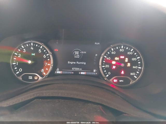 45050759 :رقم المزاد ، ZACCJBBB9HPE64401 vin ، 2017 Jeep Renegade Altitude 4x4 مزاد بيع