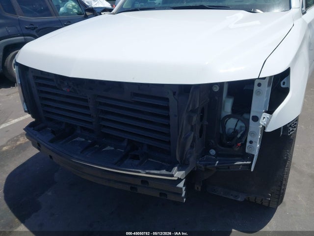 2017 Chevrolet Tahoe Lt მანქანა იყიდება აუქციონზე, vin: 1GNSCBKC8HR371215, აუქციონის ნომერი: 45050782