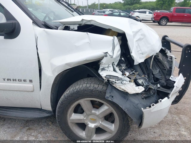 45050795 :رقم المزاد ، 1GNFC13007R415898 vin ، 2007 Chevrolet Tahoe Ltz مزاد بيع
