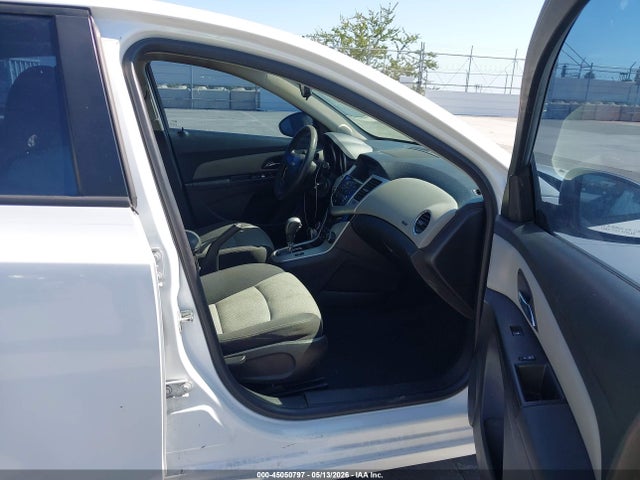 1G1PC5SHXG7163612 Chevrolet Cruze Limited Ls Auto