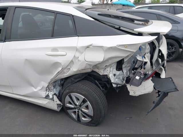 JTDKBRFU6H3042927 Toyota Prius Two