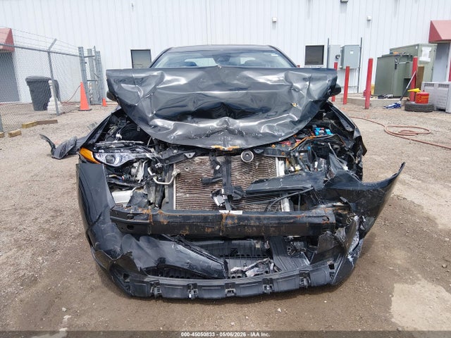 2T1BURHE4HC768020 Toyota COROLLA LE