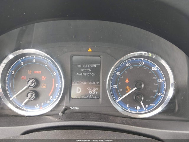 2T1BURHE4HC768020 Toyota COROLLA LE