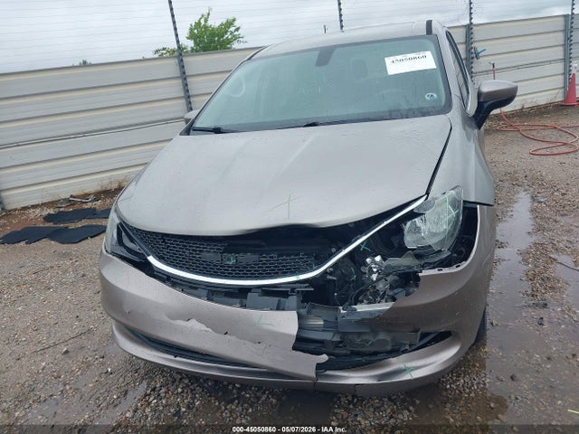 2017 Chrysler Pacifica Lx მანქანა იყიდება აუქციონზე, vin: 2C4RC1CG7HR622027, აუქციონის ნომერი: 45050860