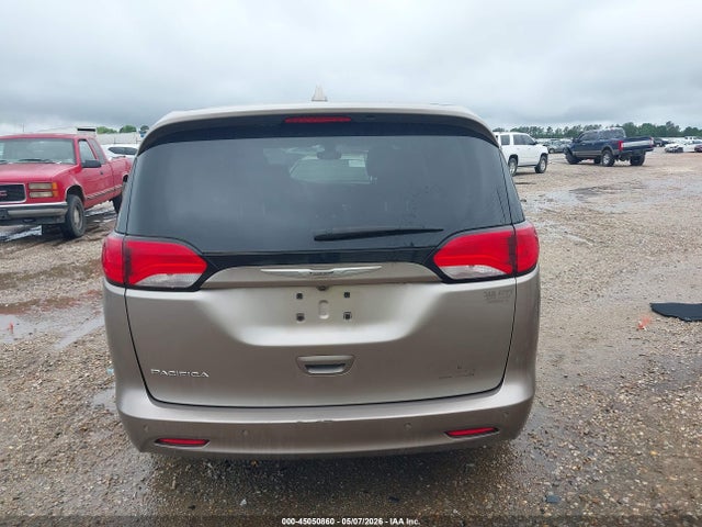 2017 Chrysler Pacifica Lx მანქანა იყიდება აუქციონზე, vin: 2C4RC1CG7HR622027, აუქციონის ნომერი: 45050860