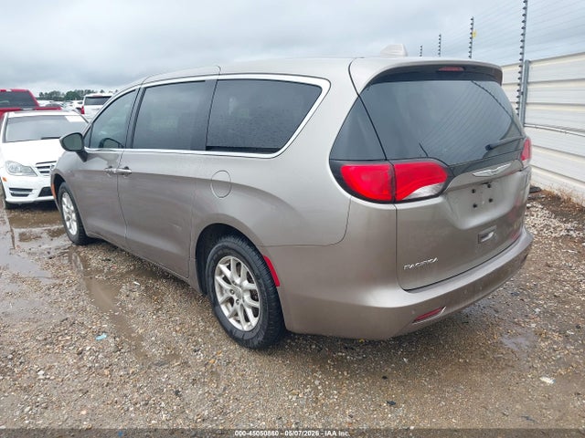 2017 Chrysler Pacifica Lx მანქანა იყიდება აუქციონზე, vin: 2C4RC1CG7HR622027, აუქციონის ნომერი: 45050860