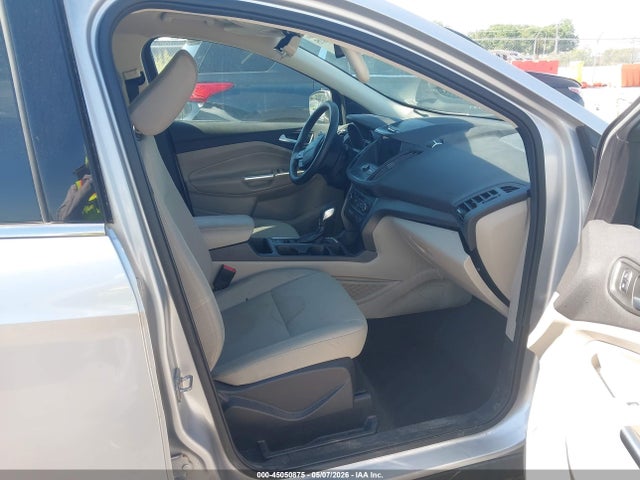 Продажа на аукционе авто 2019 Ford Escape Se, vin: 1FMCU0GD2KUA42493, номер лота: 45050875
