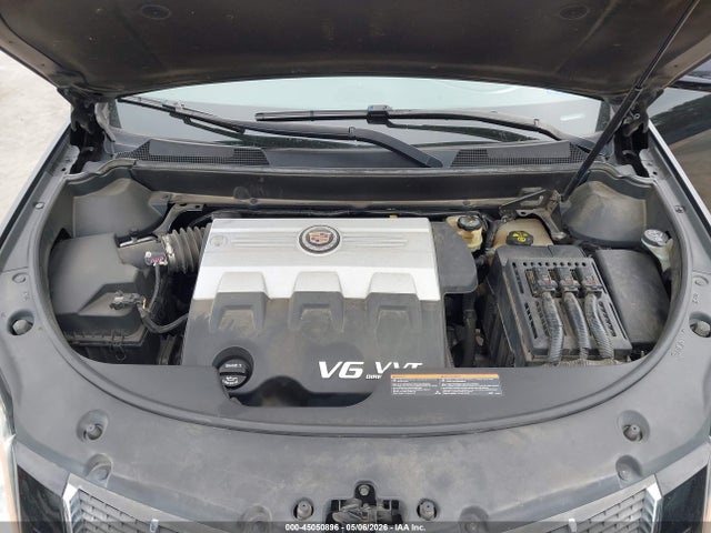 45050896 :رقم المزاد ، 3GYFNCEY2AS606187 vin ، 2010 Cadillac Srx Premium Collection مزاد بيع