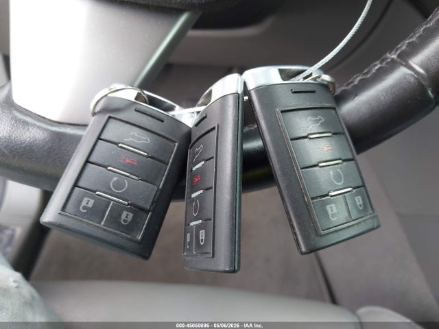 45050896 :رقم المزاد ، 3GYFNCEY2AS606187 vin ، 2010 Cadillac Srx Premium Collection مزاد بيع