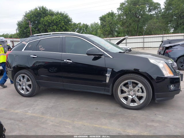 45050896 :رقم المزاد ، 3GYFNCEY2AS606187 vin ، 2010 Cadillac Srx Premium Collection مزاد بيع