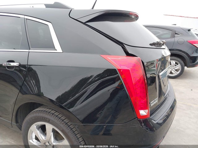 45050896 :رقم المزاد ، 3GYFNCEY2AS606187 vin ، 2010 Cadillac Srx Premium Collection مزاد بيع