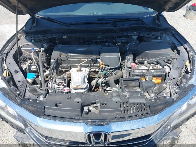 45050933 :رقم المزاد ، 1HGCR2F74HA247984 vin ، 2017 Honda Accord Ex مزاد بيع