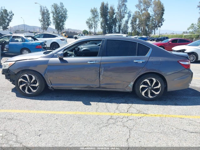 45050933 :رقم المزاد ، 1HGCR2F74HA247984 vin ، 2017 Honda Accord Ex مزاد بيع