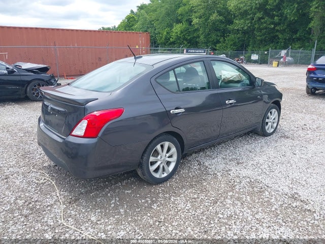 2015 Nissan Versa 1.6 Sl მანქანა იყიდება აუქციონზე, vin: 3N1CN7AP3FL915376, აუქციონის ნომერი: 45050991