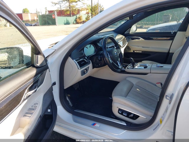 2016 Bmw 750i მანქანა იყიდება აუქციონზე, vin: WBA7F0C59GGL99185, აუქციონის ნომერი: 45051031