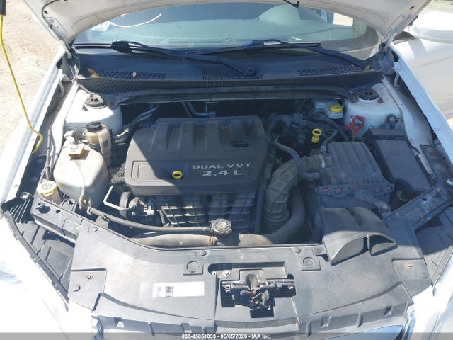 Продаж на аукціоні авто 2014 Chrysler 200 Lx, vin: 1C3CCBAB5EN123372, номер лоту: 45051033