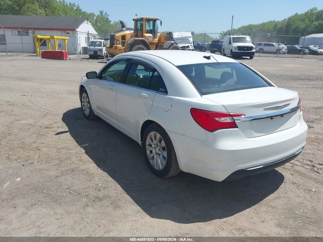 Продаж на аукціоні авто 2014 Chrysler 200 Lx, vin: 1C3CCBAB5EN123372, номер лоту: 45051033