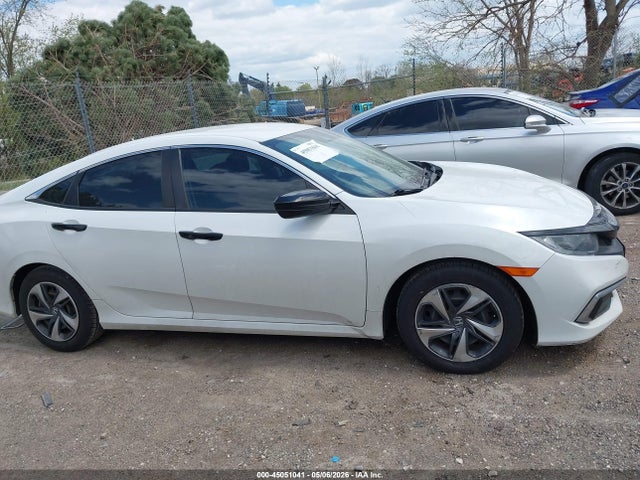 45051041 :رقم المزاد ، 2HGFC2F62KH604741 vin ، 2019 Honda Civic Lx مزاد بيع
