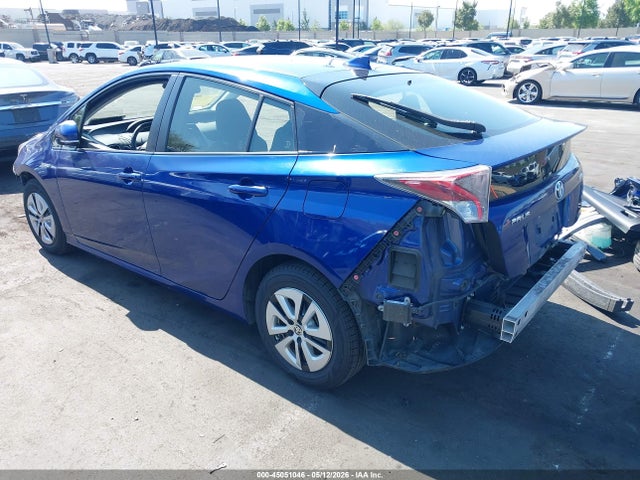 JTDKARFU5H3048592 Toyota Prius Three