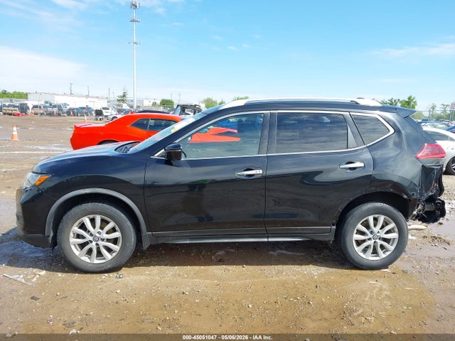 2018 Nissan Rogue Sv მანქანა იყიდება აუქციონზე, vin: JN8AT2MV8JW308405, აუქციონის ნომერი: 45051047