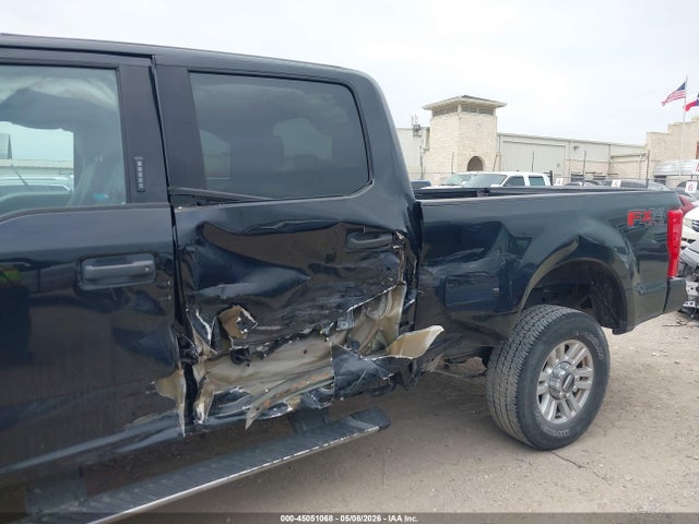 Ford F-250 Xlt 2017 1FT7W2B6XHEE63045 Image 6